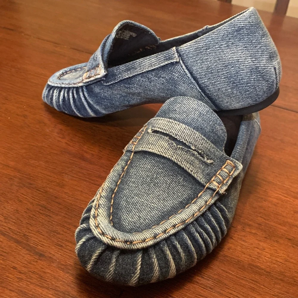 Absolutely stunning rare,unique denim loafers from famous Spanish designer7.5